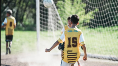Con más canchas, avanza el programa Potreros de la Comunidad en Lomas
