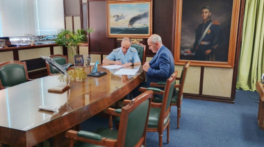 La UNLP y la Fuerza Aérea firmaron un acuerdo para potenciar proyectos de desarrollo aeroespacial