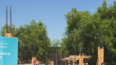 Otermín anunció nuevas obras en escuelas de Lomas durante el receso