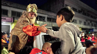 El tradicional Desfile de Reyes está llegando a Lomas de Zamora