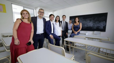 Provincia ofreció 3% de aumento y un bono de $250.000 a los docentes