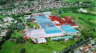 Provincia y Nación dictan la conciliación obligatoria en Fate: casi mil despidos en suspenso