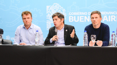 Kicillof se reunió con el intendente de Olavarría y el sector productivo local