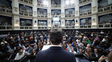 Kicillof: “El problema no es la gente, es el rumbo económico”