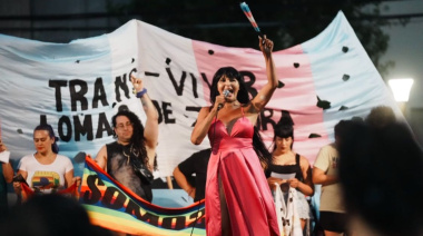 Festival Mujeres en Comunidad en Plaza Grigera con música en vivo y feria de emprendedoras