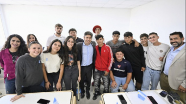 Kicillof inauguró el nuevo edificio escolar en Tandil: “Tenemos a la educación pública como prioridad"