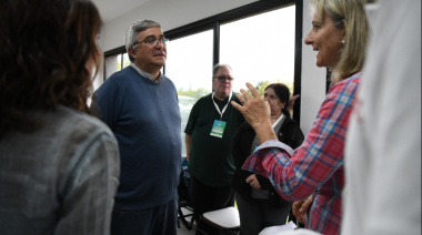 Javier Rodríguez advirtió que cerraron más de mil tambos en dos años