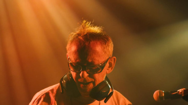 Hugo Fattoruso llega a Lomas con un show íntimo de piano