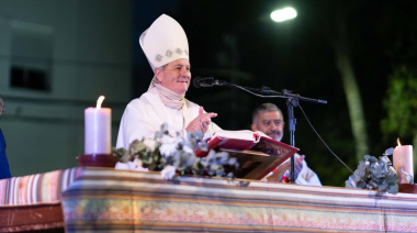 Pascuas en Lomas: vecinos se reunieron en Plaza Grigera para celebrar en comunidad