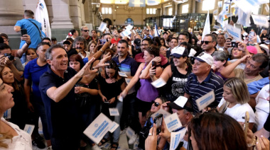 Katopodis y los intendentes van a Economía con un reclamo que puede tensar todo