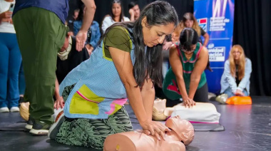 Aprender RCP para salvar vidas: lanzaron un ciclo de charlas en los barrios del distrito