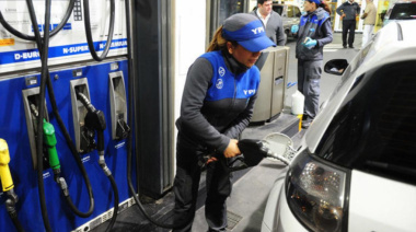 YPF aumentó los combustibles tras menos de un mes del congelamiento