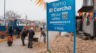 Otermín y Lugones inauguraron la nueva obra en el barrio El Corcho