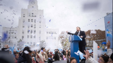2.500 alumnos de Lomas de Zamora prometieron lealtad a la bandera en la Plaza Grigera