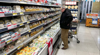 El consumo masivo volvió a caer en junio y acumuló una baja del 2,9% en el semestre