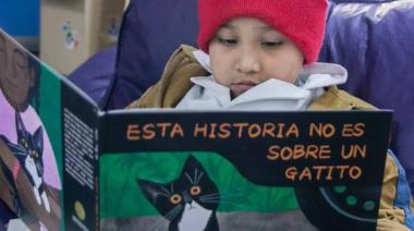 Lomas Lee en Comunidad: el programa que ya entregó más de 100 mil libros en las escuelas del distrito