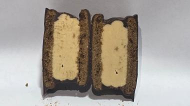 Dirigentes Scout de Lomas crearon el emprendimiento "Alfajor de Lis" con rellenos impresionantes