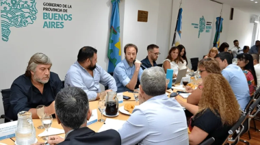 Tras el dato de inflación, los gremios presionan a Kicillof para negociar salarios