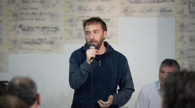 El intendente de Lomas, Federico Otermín en Lincoln: “A Milei los números no le cierran ni con la gente pasándola mal”