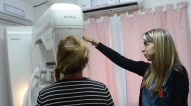 Octubre Rosa: Lomas refuerza la prevención del cáncer de mama con mamografías gratuitas y sin turno previo