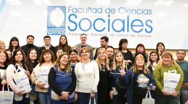 Más de 170 voluntarios se sumaron al programa de alfabetización para acompañar a jóvenes y adultos de Lomas de Zamora