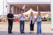 Florencio Varela: Alvarez Rodríguez inauguró una exposición productiva