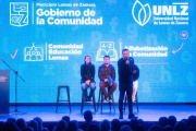 Se presentó el programa Alfabetización en Comunidad en el Teatro de Lomas: todos los detalles