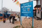 Otermín y Lugones inauguraron la nueva obra en el barrio El Corcho