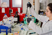 Más de $1.100 millones para la ciencia bonaerense: a qué se destinan los fondos